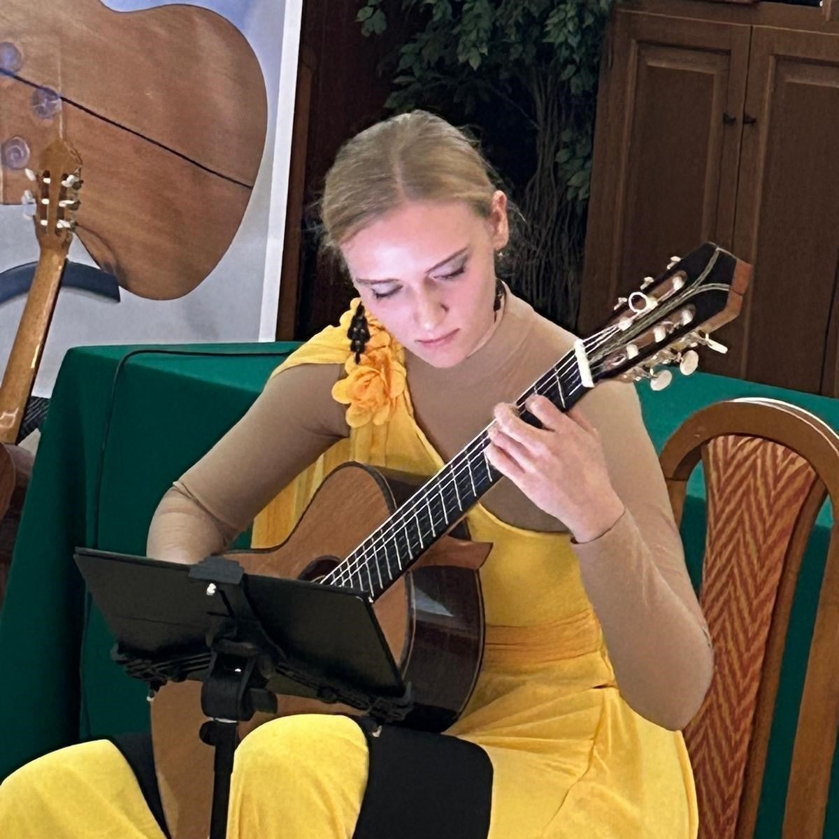 JULIA-TRINTSCHUK Alhambra Guitarras